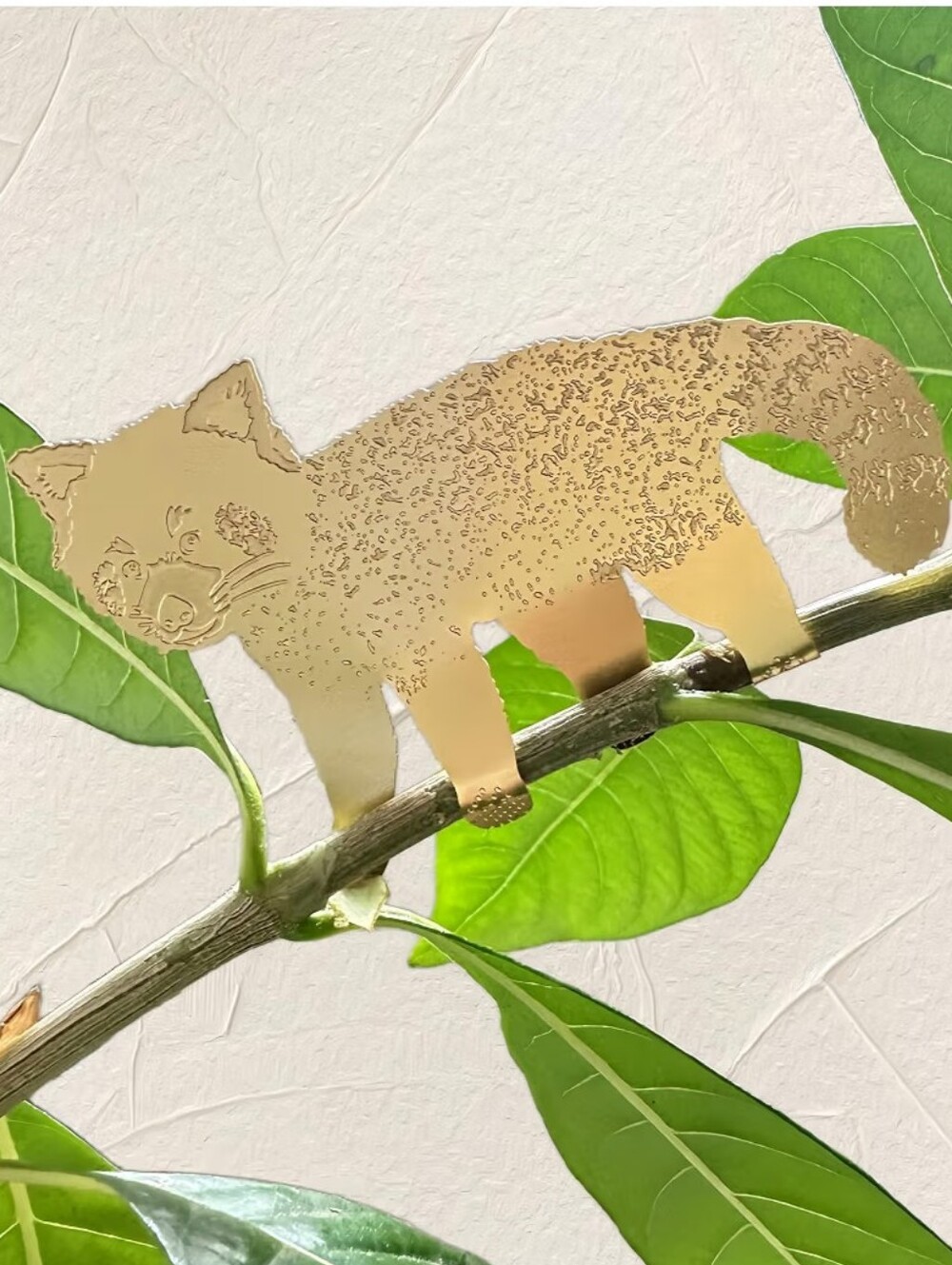 Red Panda Gold Plant Ornament